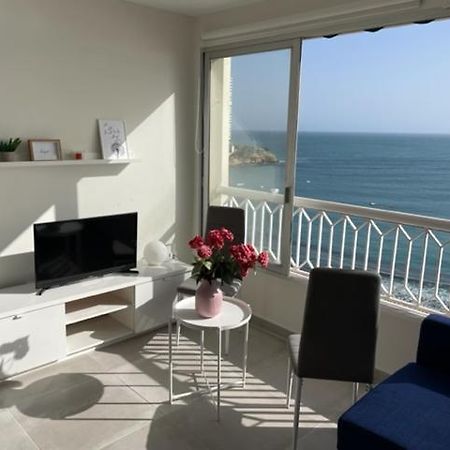 Precioso Apartamento A Estrenar En Primera Linea De Playa Benidorm Exterior photo